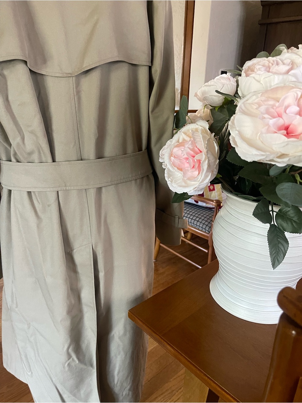 Burberry BURBERRY’S Beige Classic Trench Coat Men’s Size 50 $475